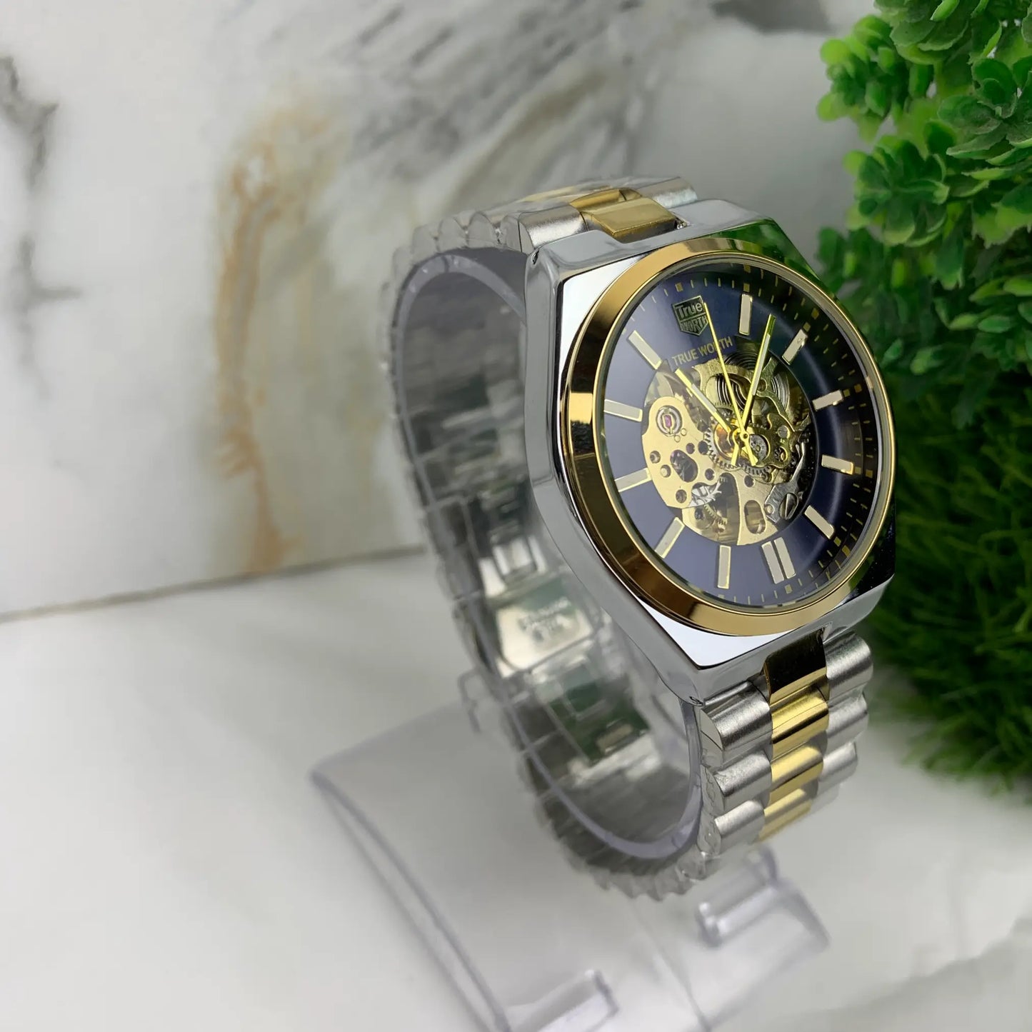 TW | SGW772